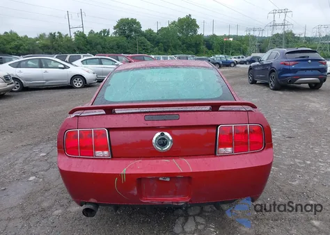 2007 Ford Mustang Gt Deluxe/Gt Premium z USA, uszkodzony, nr VIN 1ZVHT82HX75223281